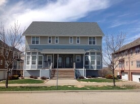 Building Photo - 3044 Providence St