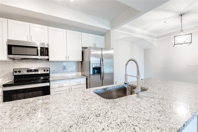 Building Photo - 12012 Villanova Dr