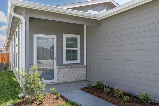 Building Photo - 6735 Hobby Wind Ridge Dr