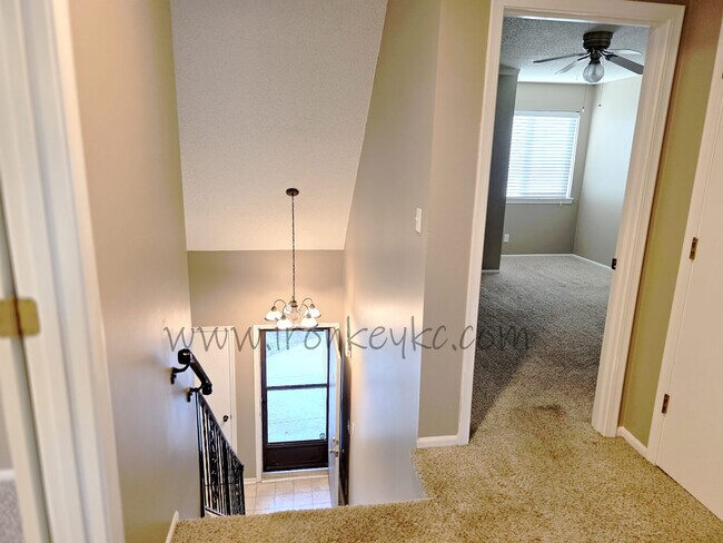 Building Photo - 10176 Haskins St