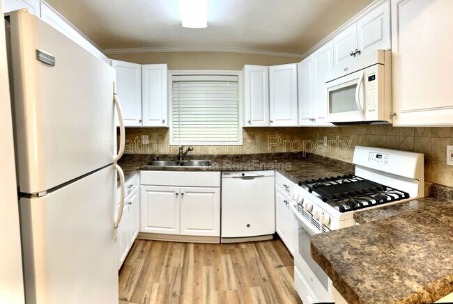 Building Photo - 110 Countryside Pl