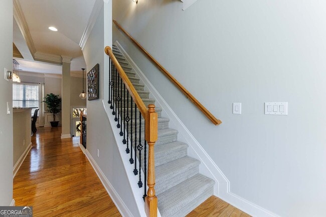 Building Photo - 2022 Cobblestone Cir NE