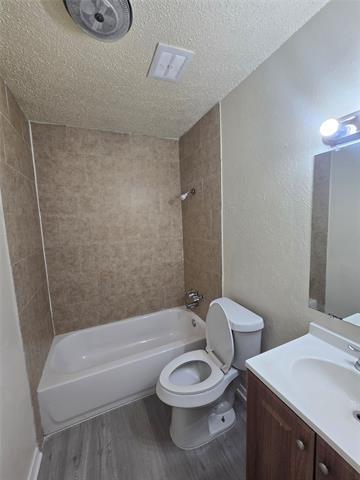 Building Photo - 2325 Avenue B
