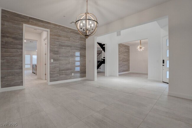 Building Photo - 230 Carmel Sky St