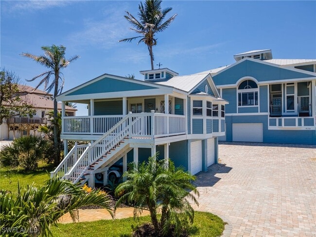 Building Photo - 950 San Carlos Dr