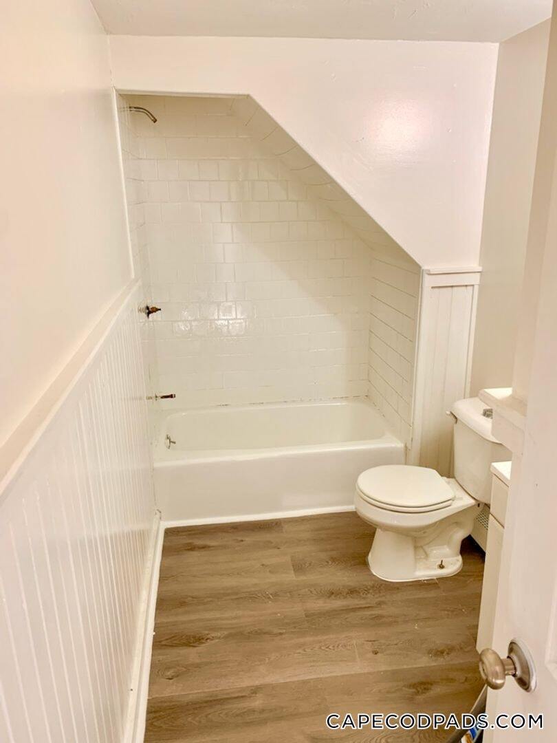 Building Photo - 6 W Central Ave