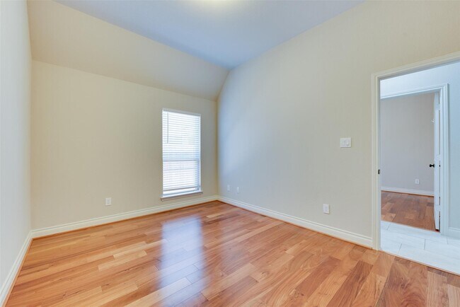 Building Photo - 18106 Nisbet Crossing