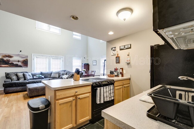 Building Photo - 213 N 18th St
