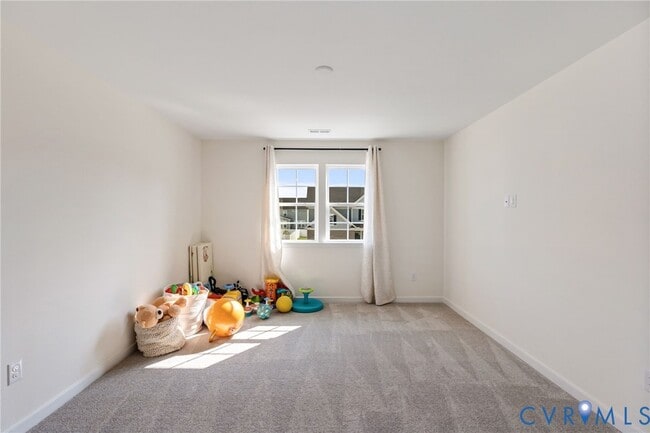 Building Photo - 10702 Skippers St