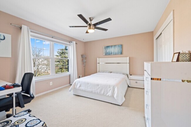 Building Photo - 29 Newell St