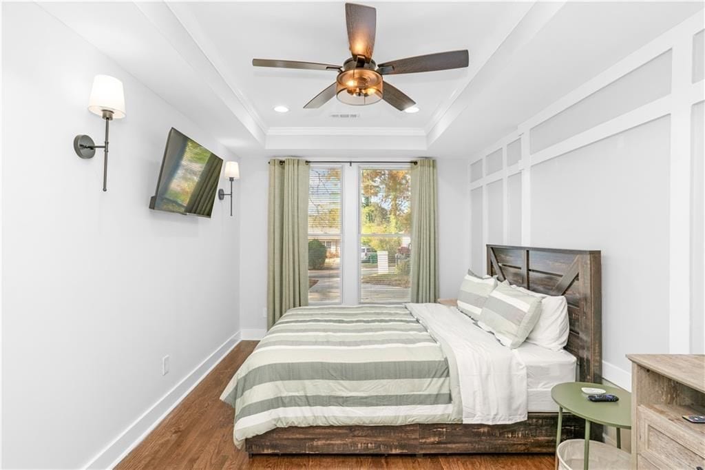 Building Photo - 1934 Pinedale Pl