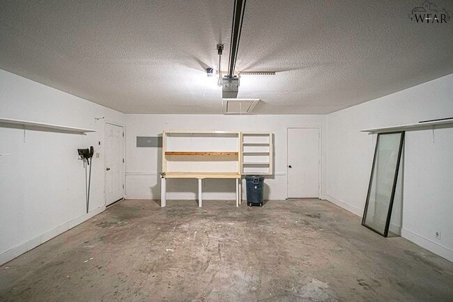 Building Photo - 2824 Mill Valley Dr