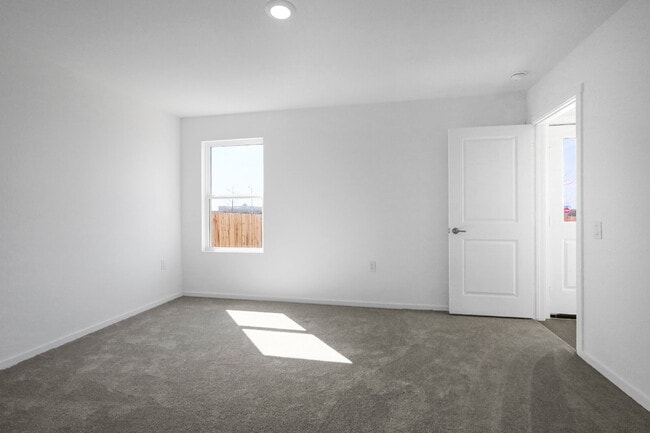 Building Photo - 1442 Mira Mill