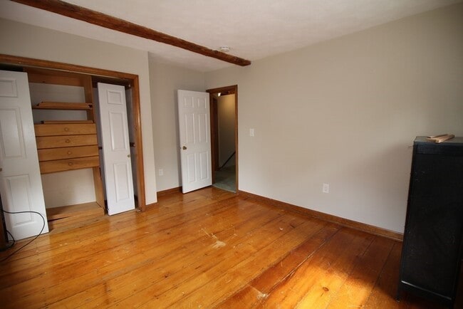 Building Photo - 27 Andover Rd