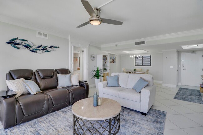 Building Photo - 200 Ocean Trail Way