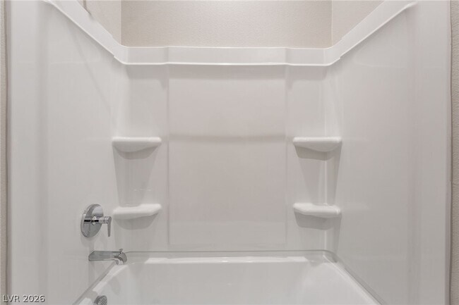 Building Photo - 667 Grey Saker St