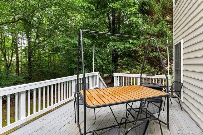 Building Photo - 9388 Ottoway Ct