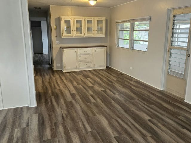 Building Photo - 5027 4th St W