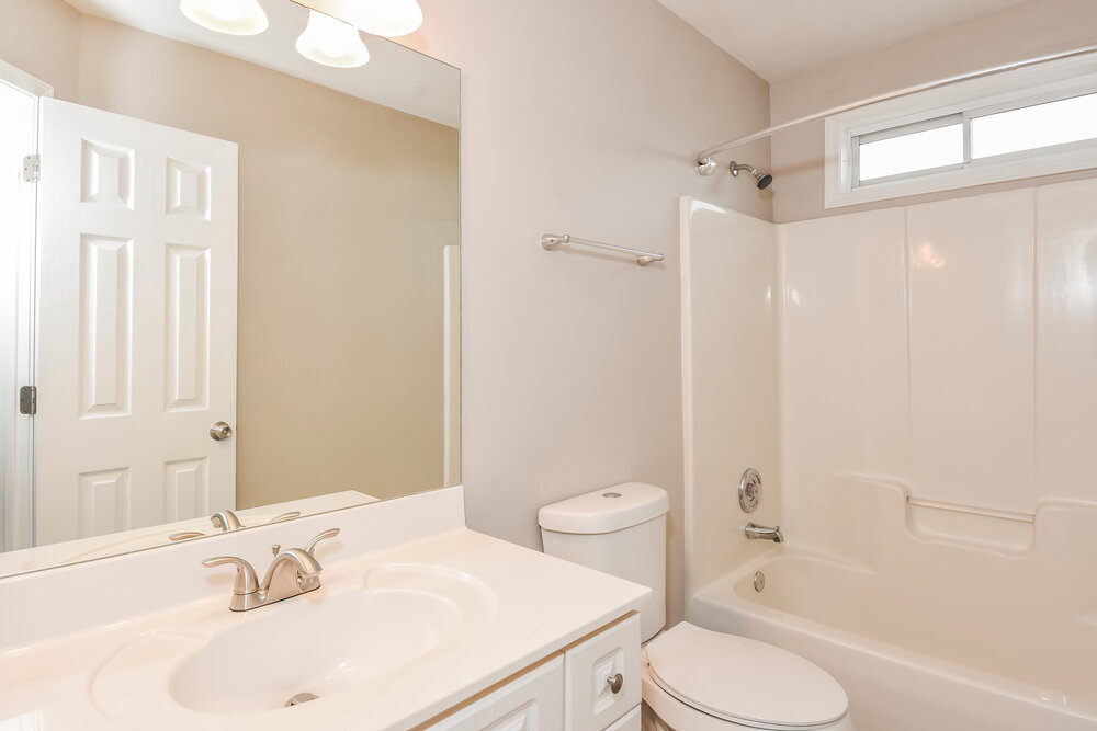 Building Photo - 2969 Kaley Dr NW