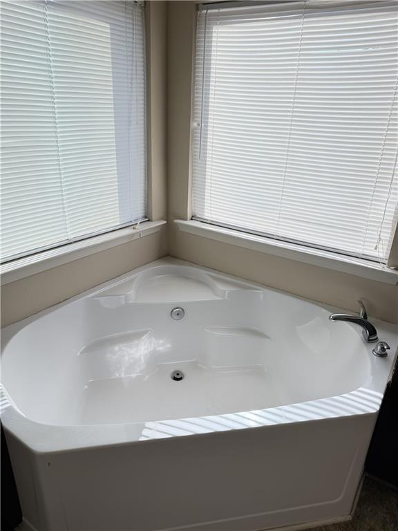 Building Photo - 1998 Thorngate Ct