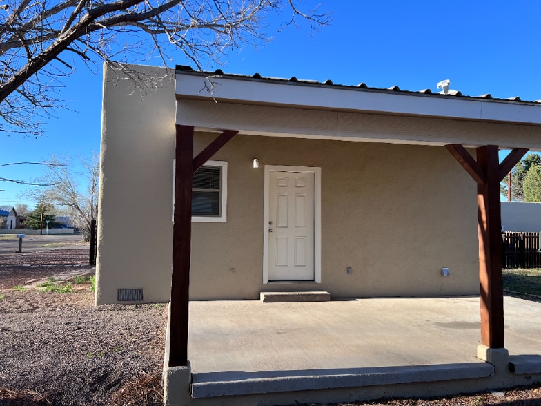 Building Photo - 201 E Lockhart Ave
