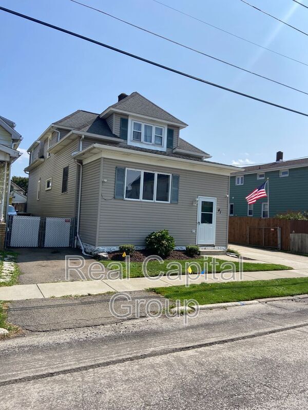 Building Photo - 41 Pleasant Pkwy