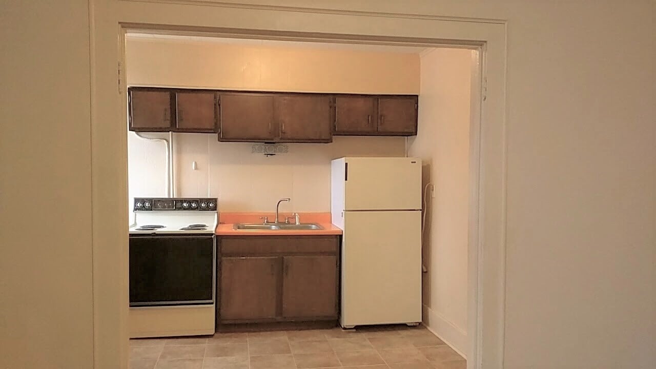 Kitchen - 100 N Main St