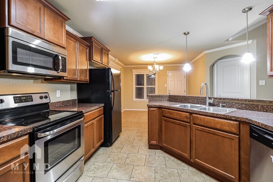 Building Photo - 158 Harvick Cir