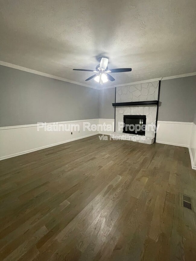 Building Photo - 3757 Peachtree Corners Cir
