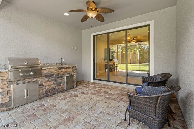 Building Photo - 16133 Camden Lakes Cir