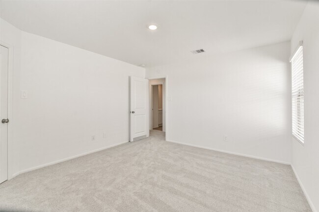 Building Photo - 18927 Jasper Rdg Dr