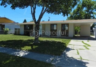 Building Photo - 2009 W Celia Way