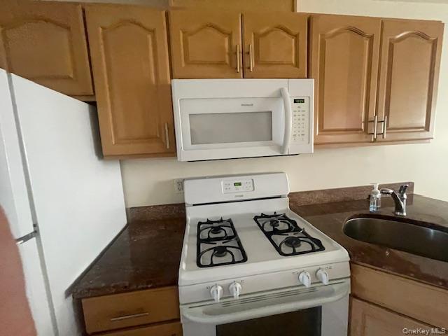 Building Photo - 19 Kentucky St