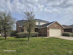 Building Photo - 2027 Fairview Dr