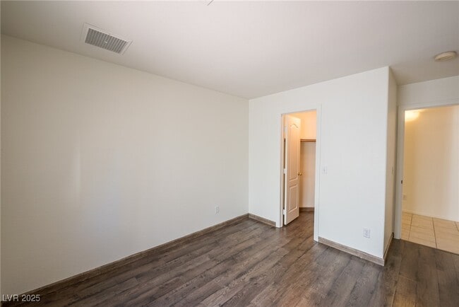 Building Photo - 682 Ladywood Ln