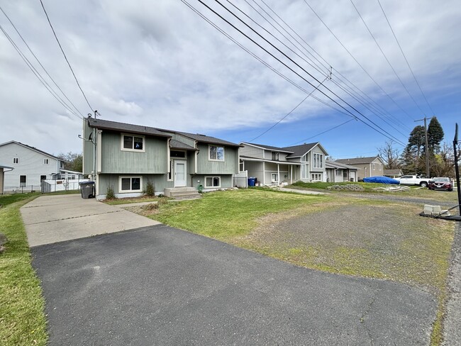 Building Photo - 346 S Jefferson St