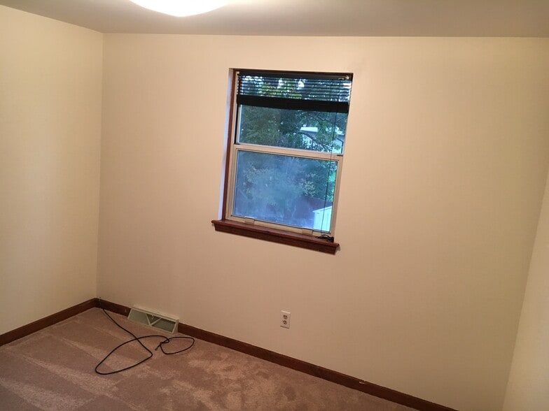 3rd Bedroom - 1328 D'Angelo Drive