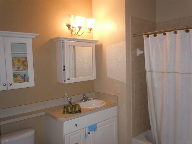 Building Photo - 260 Old Village Center Cir