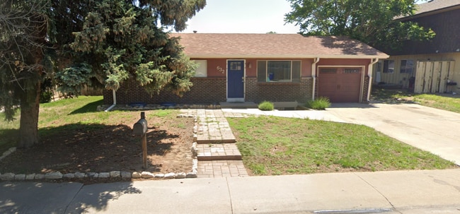 Primary Photo - 632 37th Ave