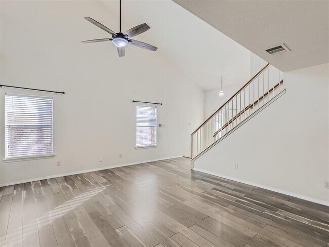 Building Photo - 13313 John Tyler St