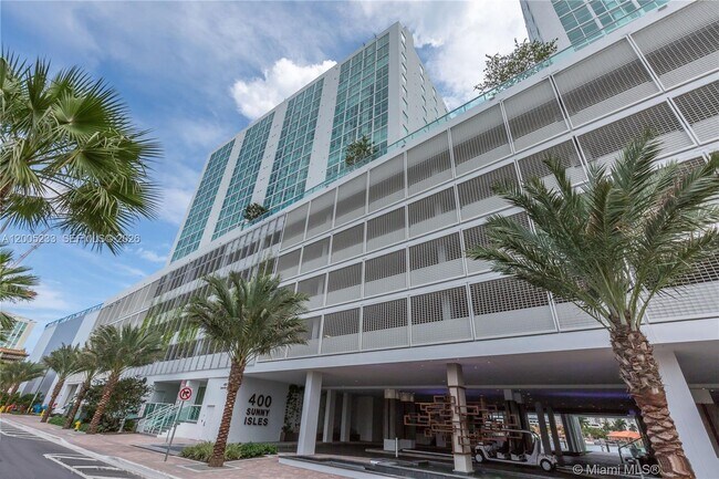 Building Photo - 400 Sunny Isles Blvd