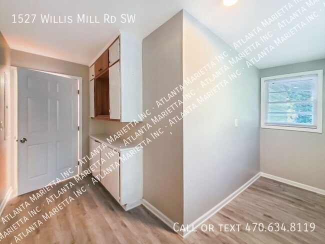 Building Photo - 1527 Willis Mill Rd SW