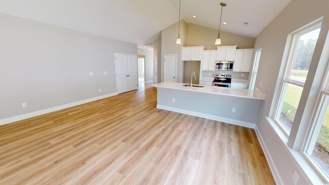 Building Photo - 1052 Moen Lp
