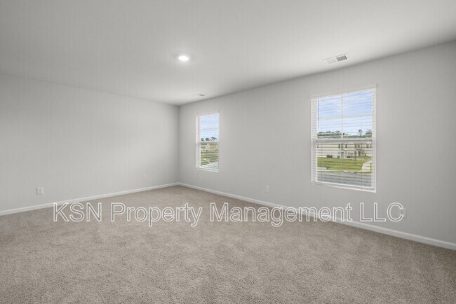 Building Photo - 129 Azure Dr