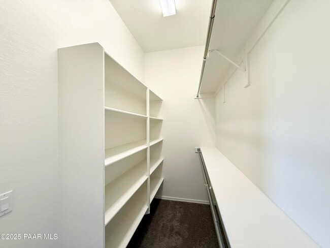 Building Photo - 5234 N Elliot Ave