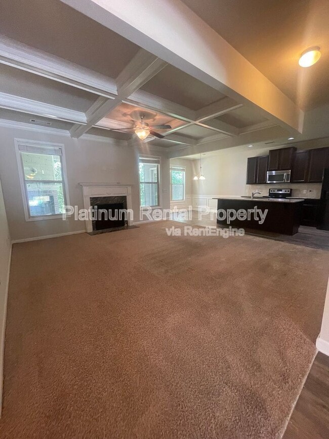 Building Photo - 7350 Silk Tree Pt