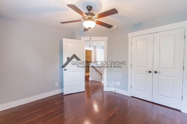 Building Photo - 1041 Honey Bush Cir