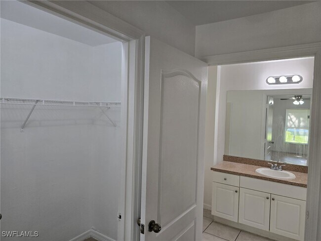Building Photo - 4325 Garden Blvd