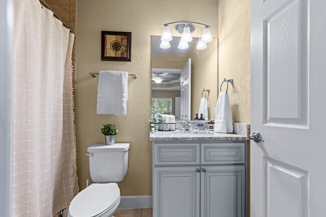 Building Photo - RARE TO FIND !!! TWO ENSUITE MASTER BEDROO...