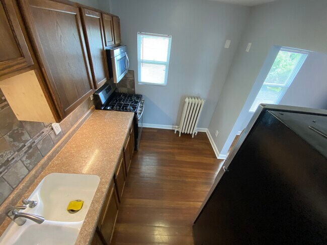 Kitchen - 2454 S 17th St